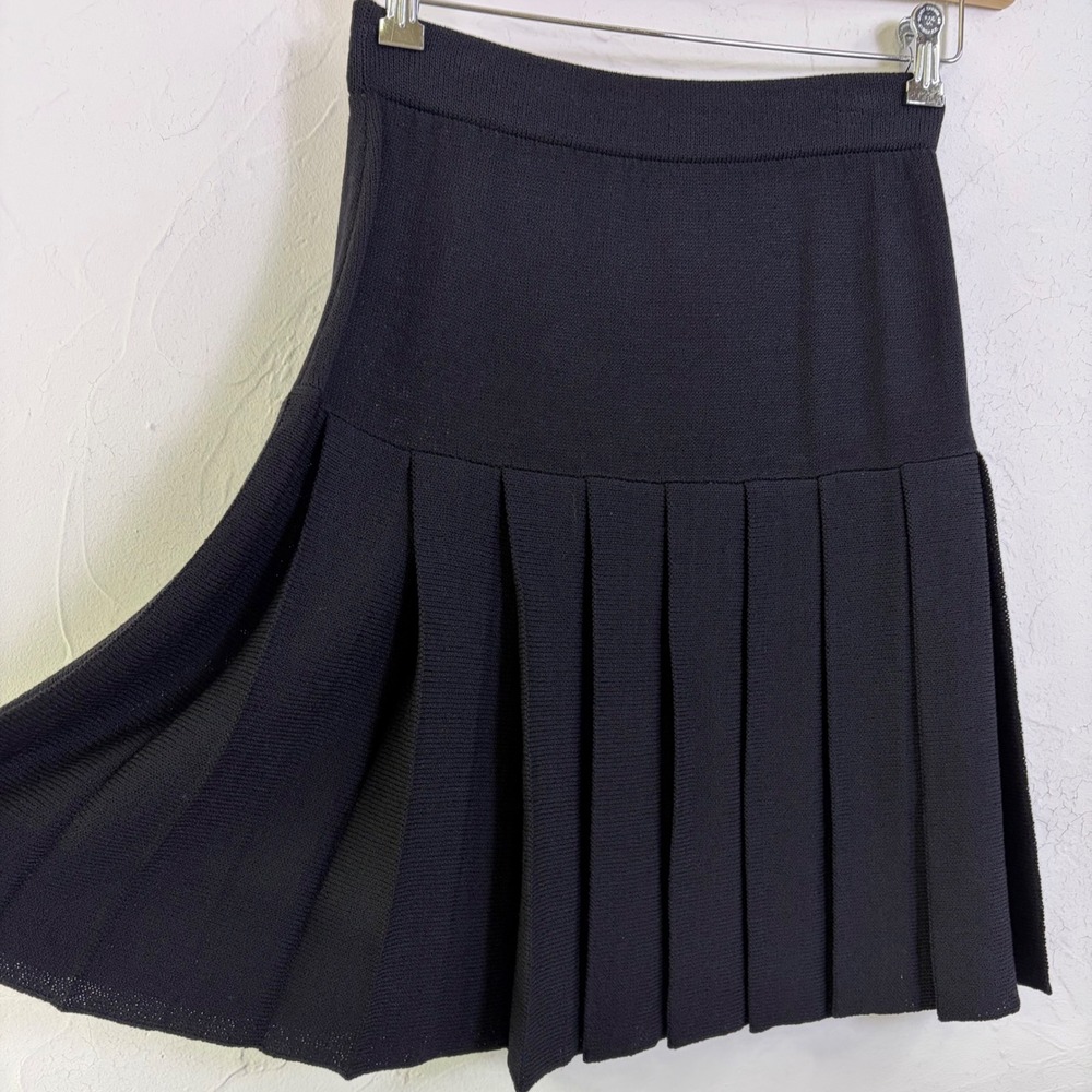 St John Basics Skirt Womens 2 Black Pleated Knit Santana Mini Career Preppy FLAW